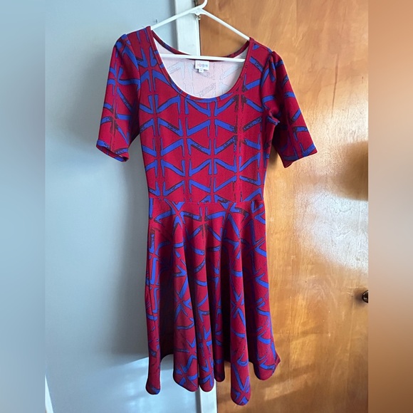 LuLaRoe Dresses & Skirts - LuLaRoe Nicole Flare dress